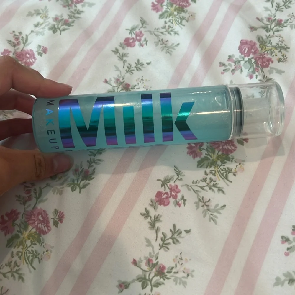 Hydro Grip Set + Refresh Spray hydrating setting spray